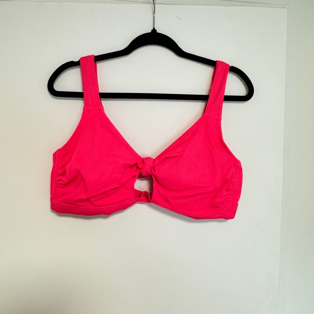 Plus size bikini top